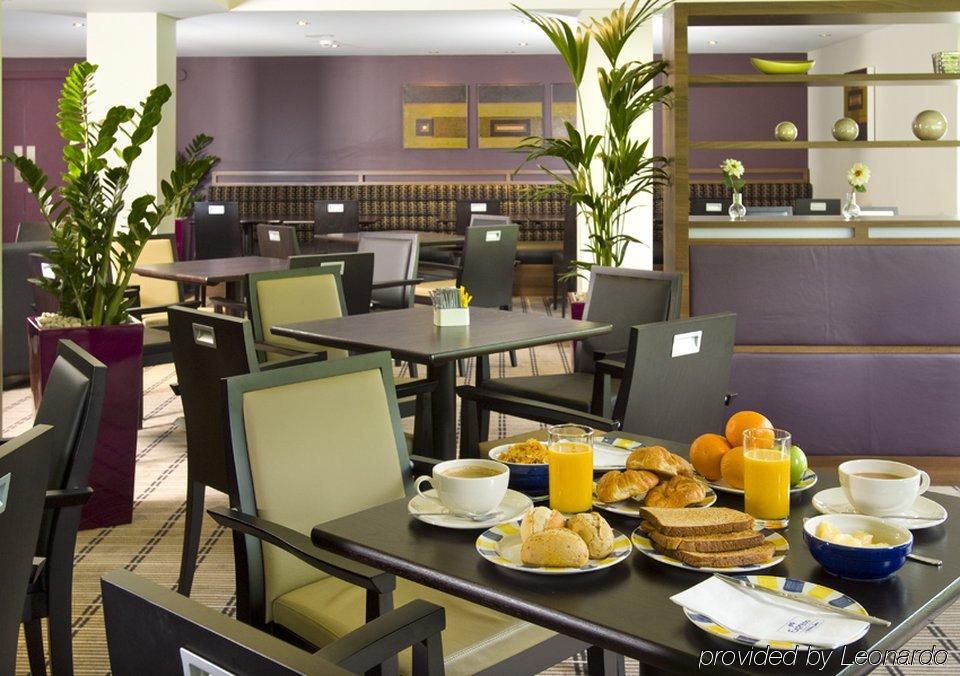 Express By Ihg 3*