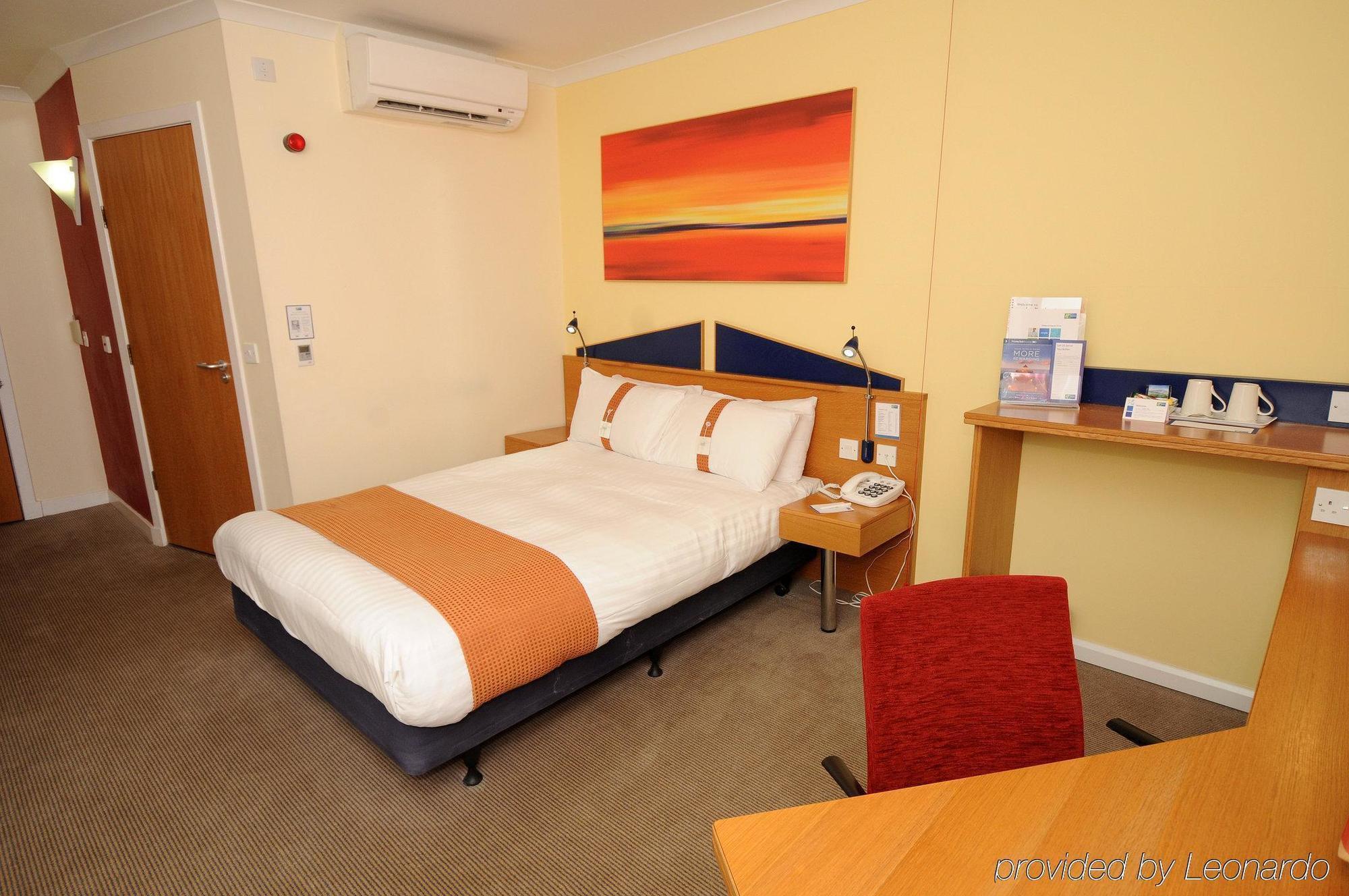 Отель Express By Ihg Стерлинг