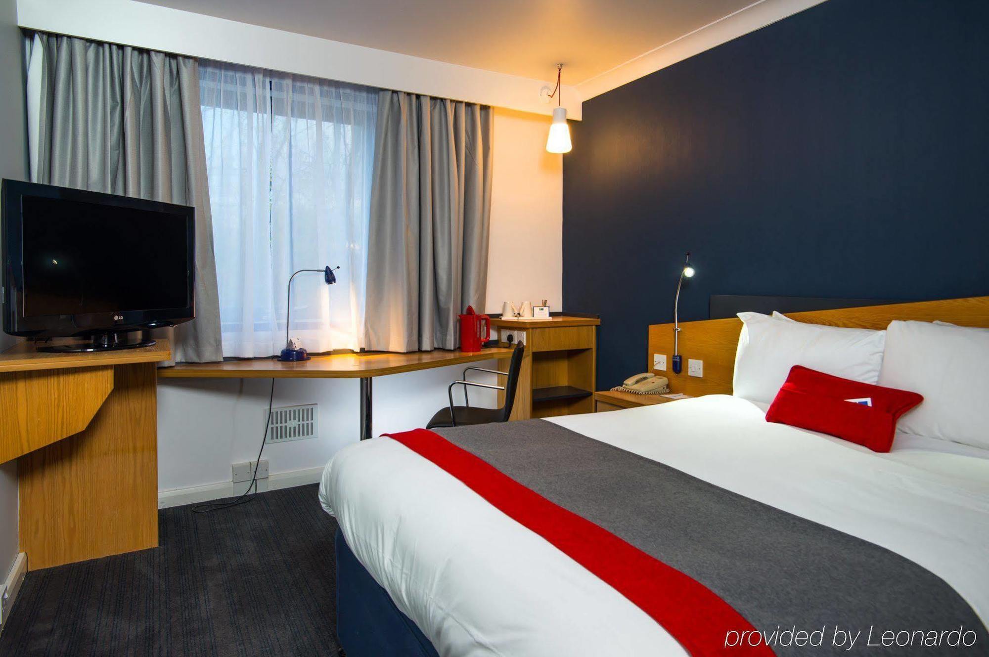 Отель Express By Ihg