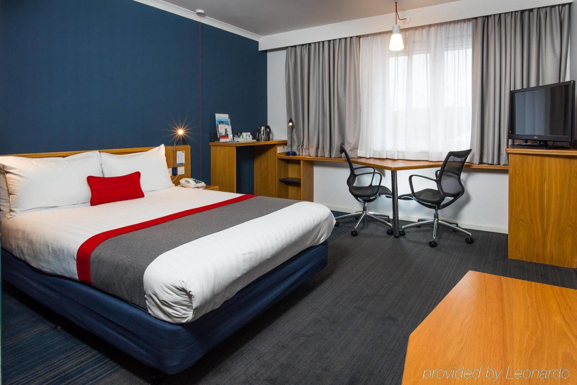 Express By Ihg Стерлинг